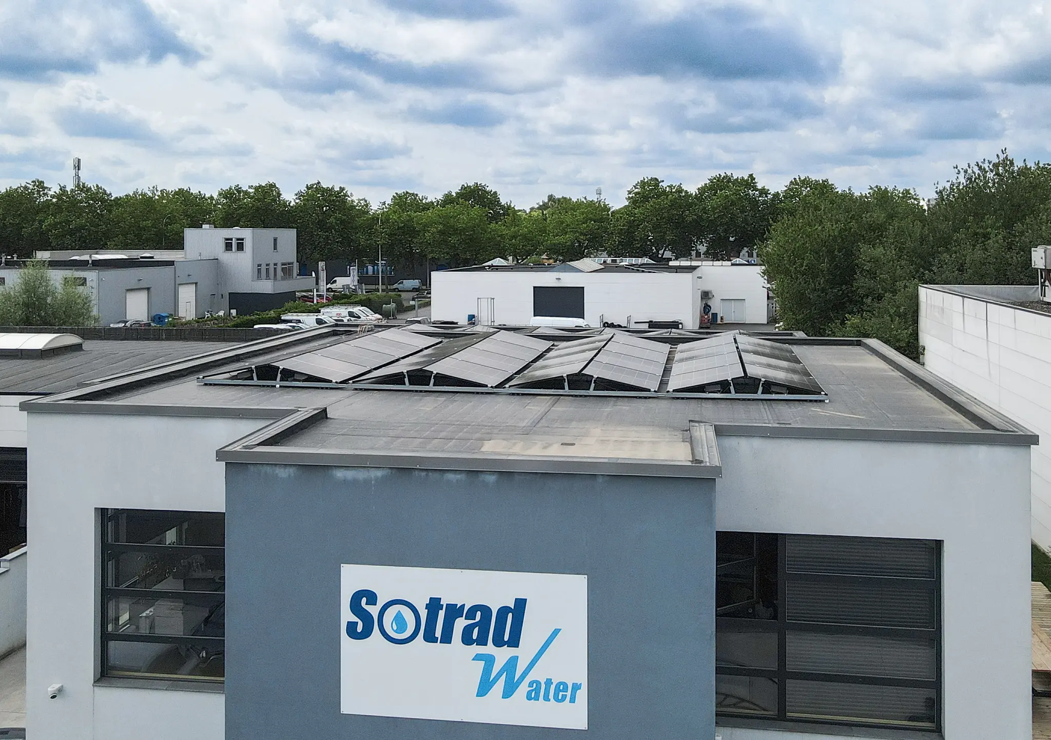Panneaux solaires de Svea Solar pour les entreprises - nous installons des panneaux solaires pour les grandes et les moins grandes entreprises