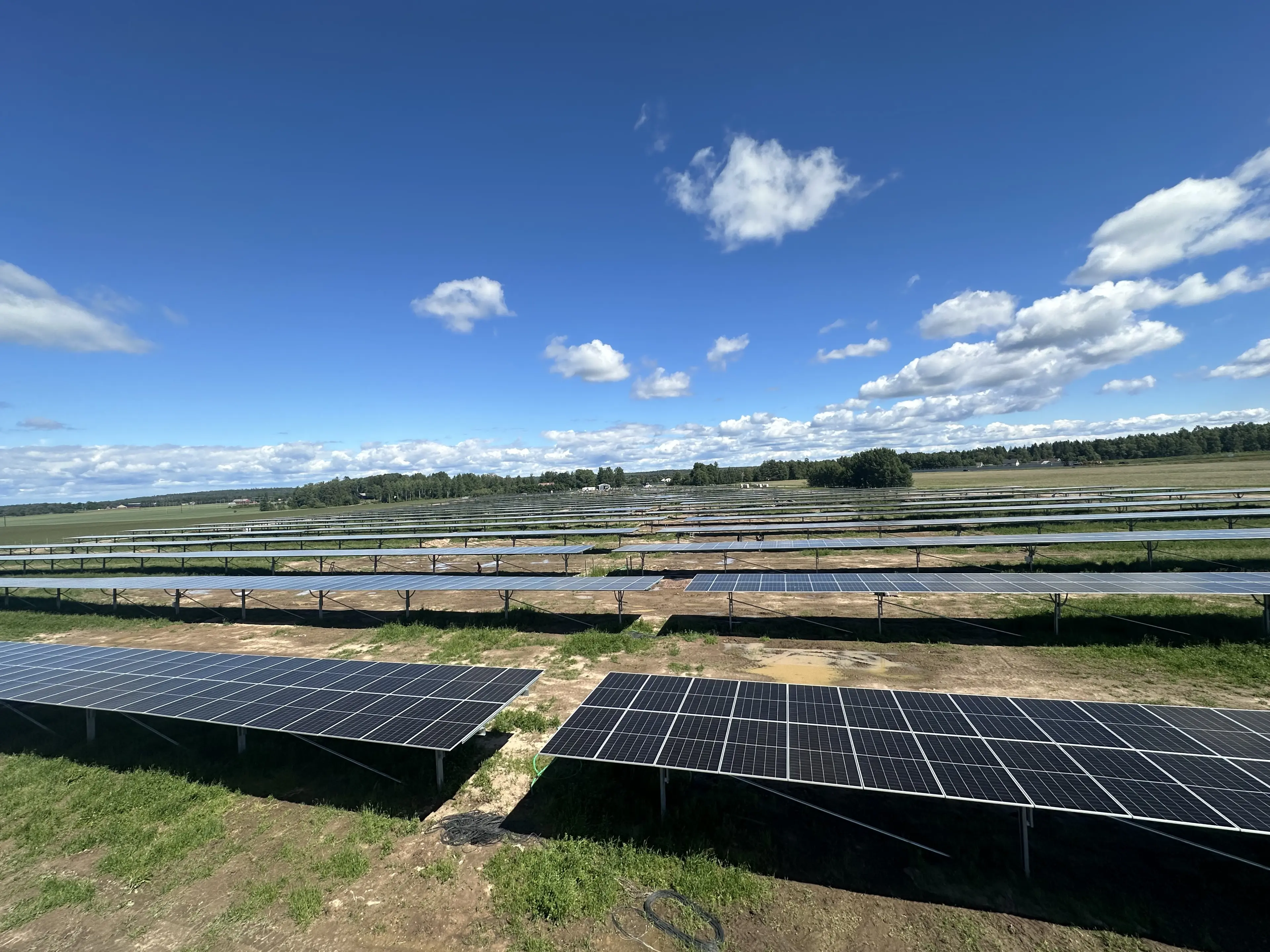 Double food production with Sweden's largest agrivoltaic park    – combines agriculture with solar energy production for indoor cultivation.