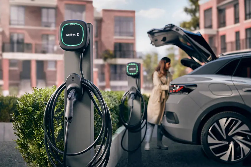 Avantage fiscal pour les bornes de recharge jusqu'au 31 août 2024 : avantage fiscal pour les particuliers et déduction de coûts majorée pour les entreprises