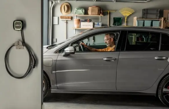 Elektroautos und Photovoltaikanlagen